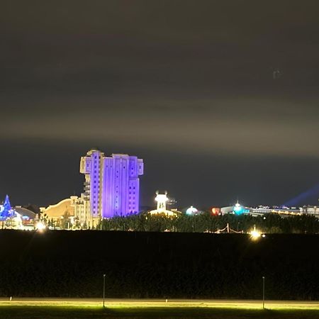 Suite Riviera - Vue Disneyland Шеси Экстерьер фото